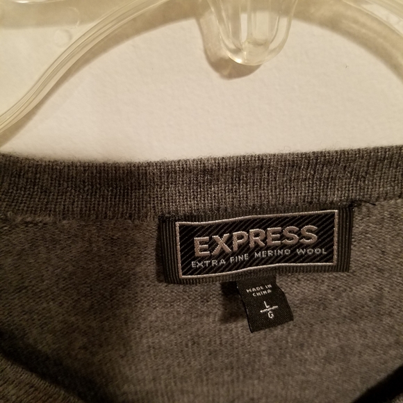 Express Gray Merino Wool V Neck Sweater Sz Lg - Picture 2 of 3